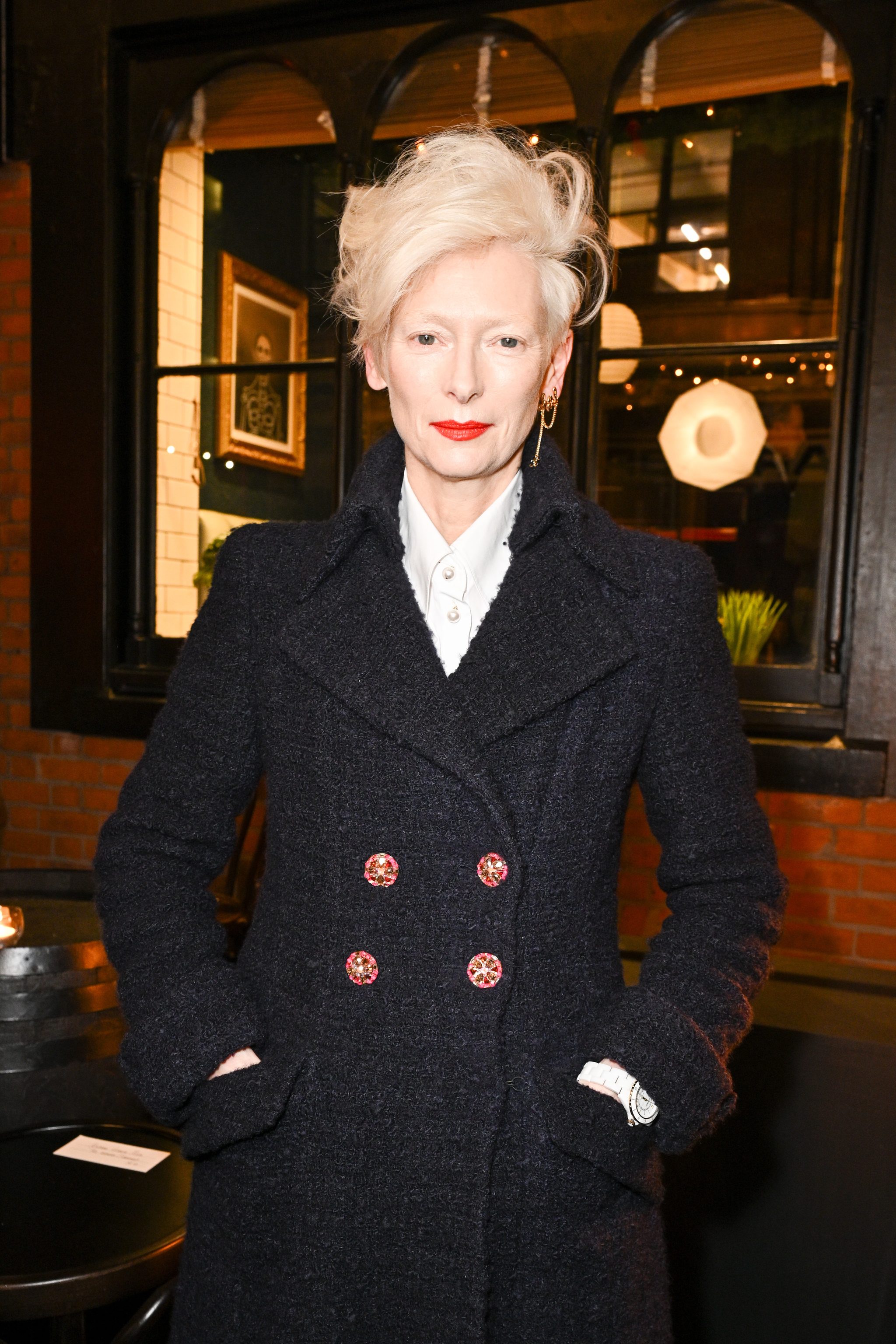 Tilda Swinton au défilé Métiers d'Art de Chanel