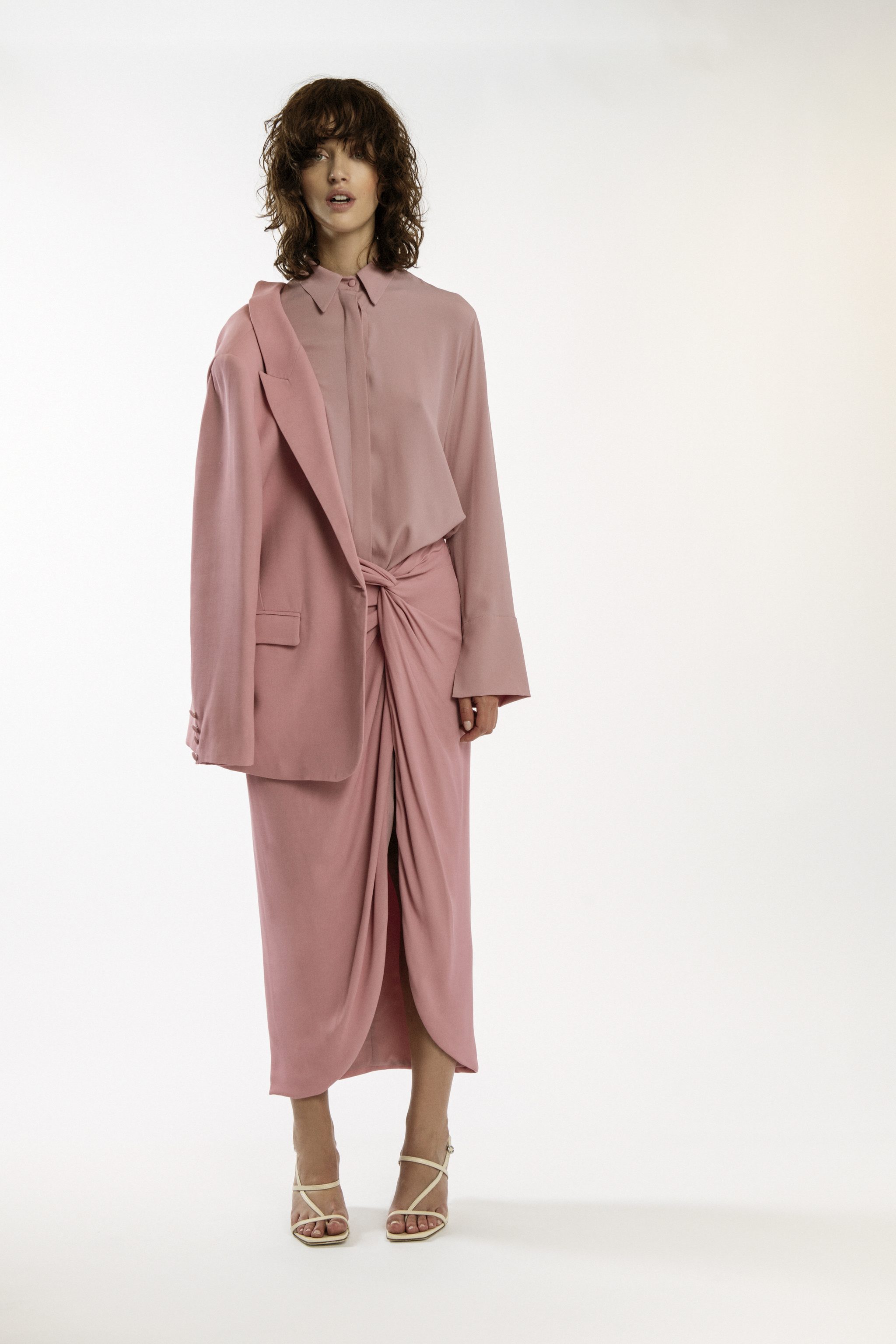 Look du défilé Federica Tosi printemps-été 2024.