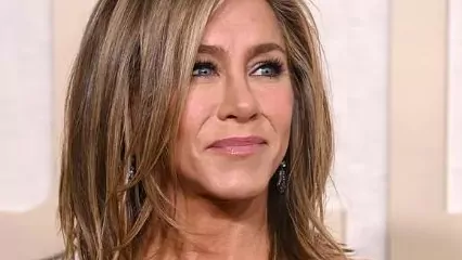Vous ne l'aviez pas déjà dans le placard ?  Nous avons déjà vu la robe de Jennifer Aniston aux Golden Globes