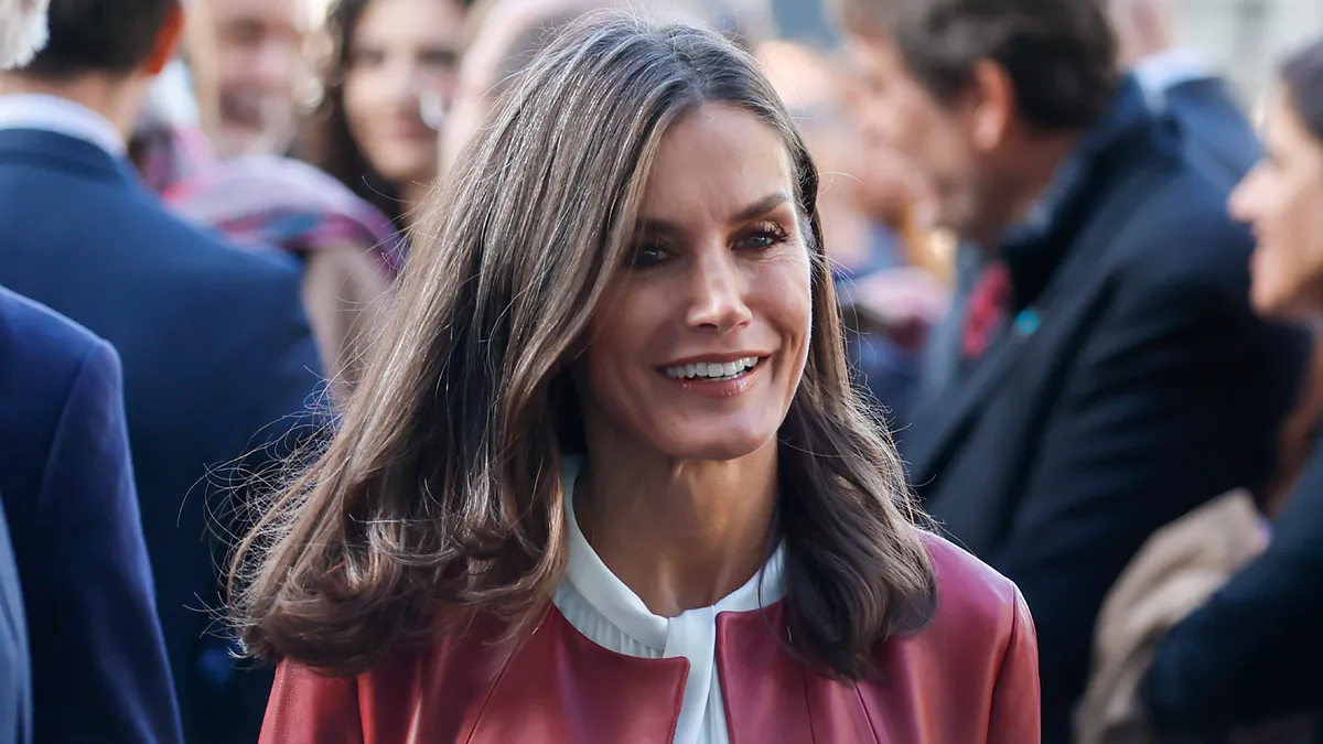 La reine Letizia fait des soldes chez Zara à Fuencarral (5 articles qui pourraient être dans son sac)