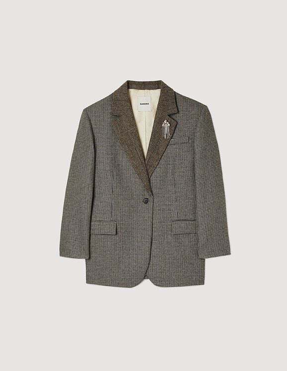 Blazer épaule armée Sandro (297 euros).
