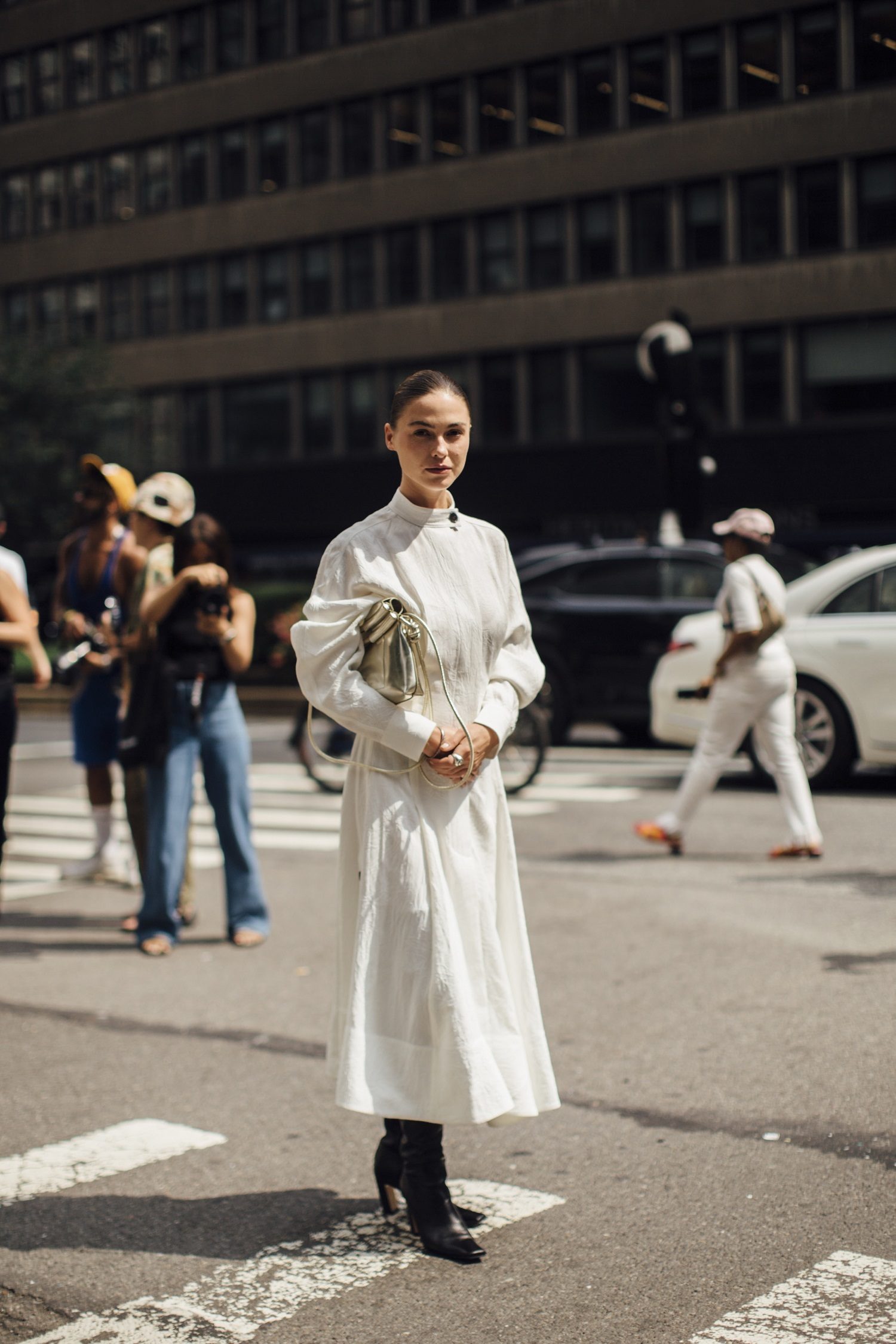 Robe chemise blanche.