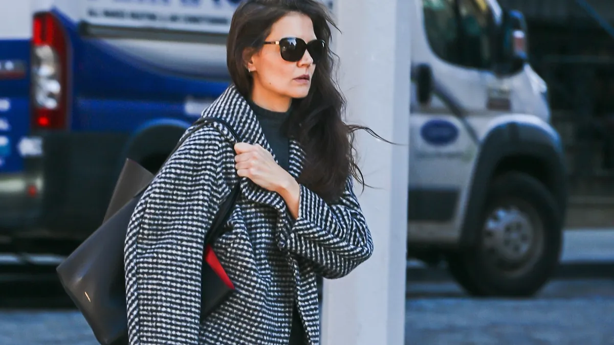 Le sac que Katie Holmes porte au quotidien est infaillible pour un usage quotidien au bureau