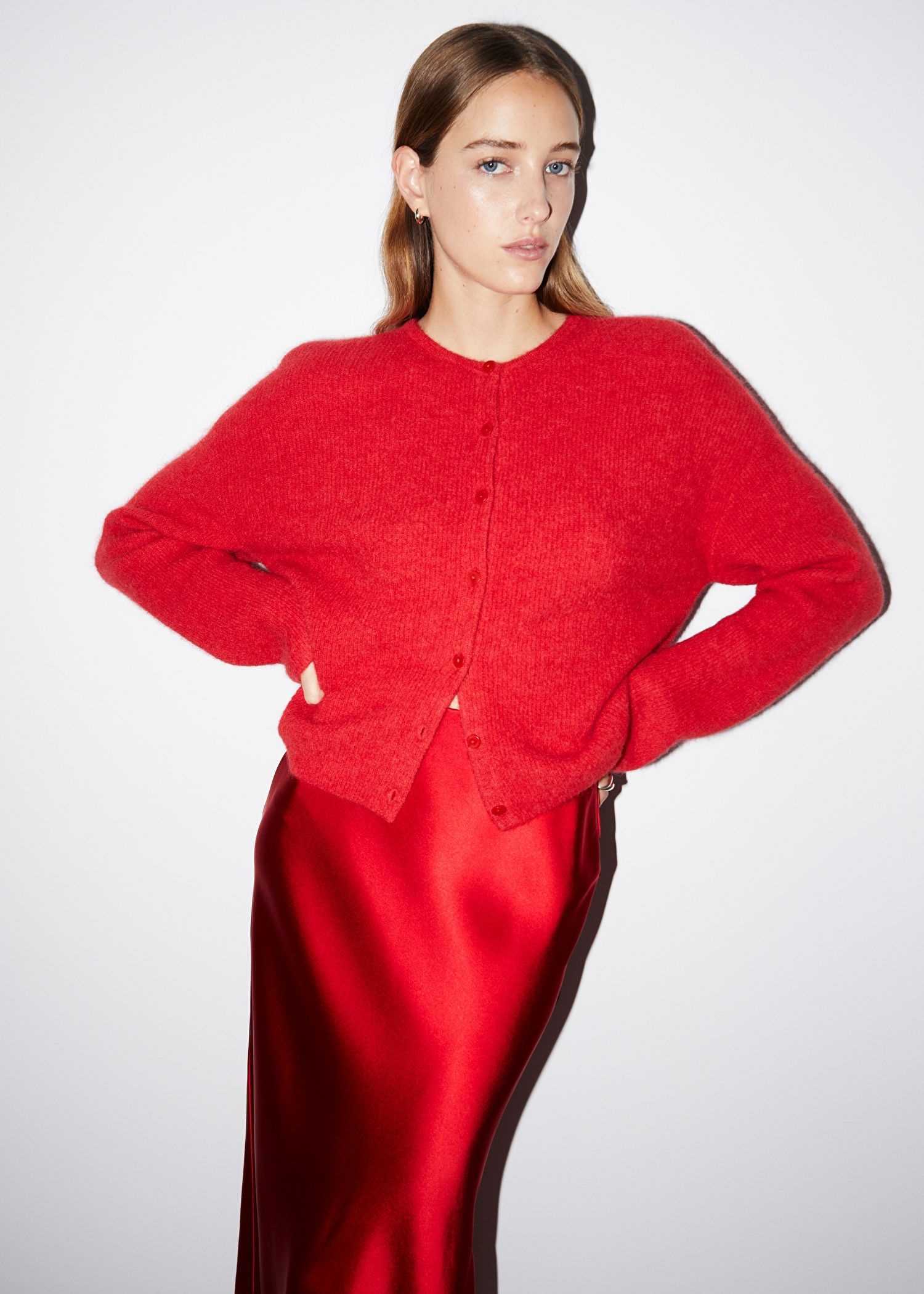 Veste rouge de &Other Stories.