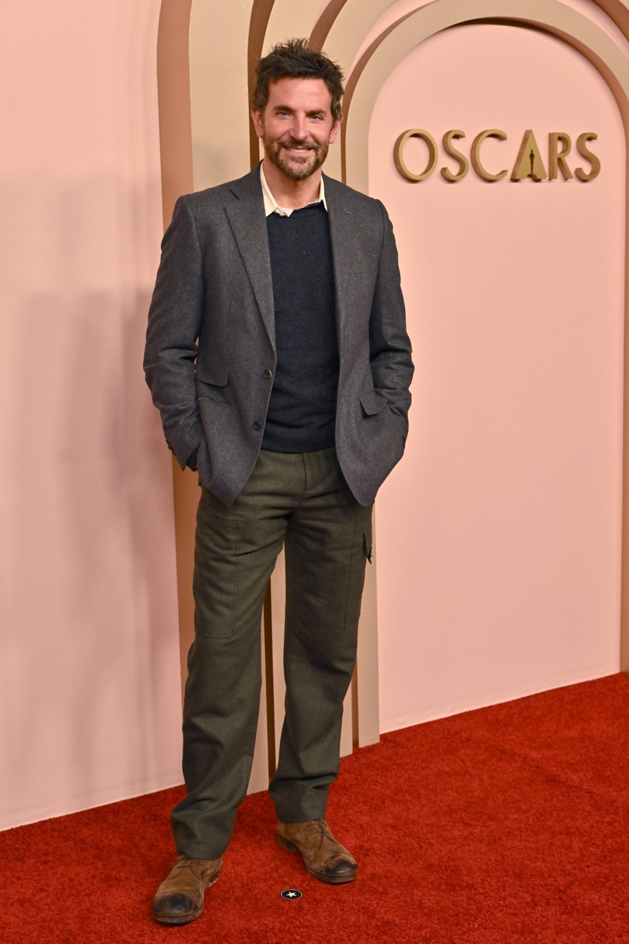 Bradley Cooper au déjeuner des nominés aux Oscars.