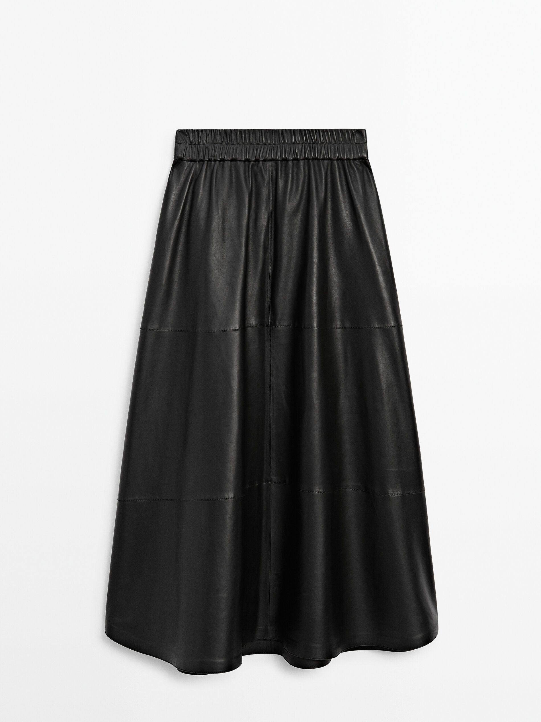 Jupe en cuir Massimo Dutti.