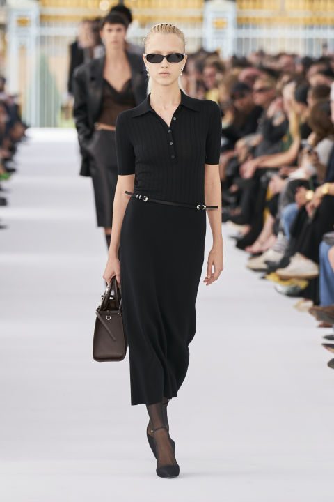Look avec un polo au défilé de la collection Givenchy