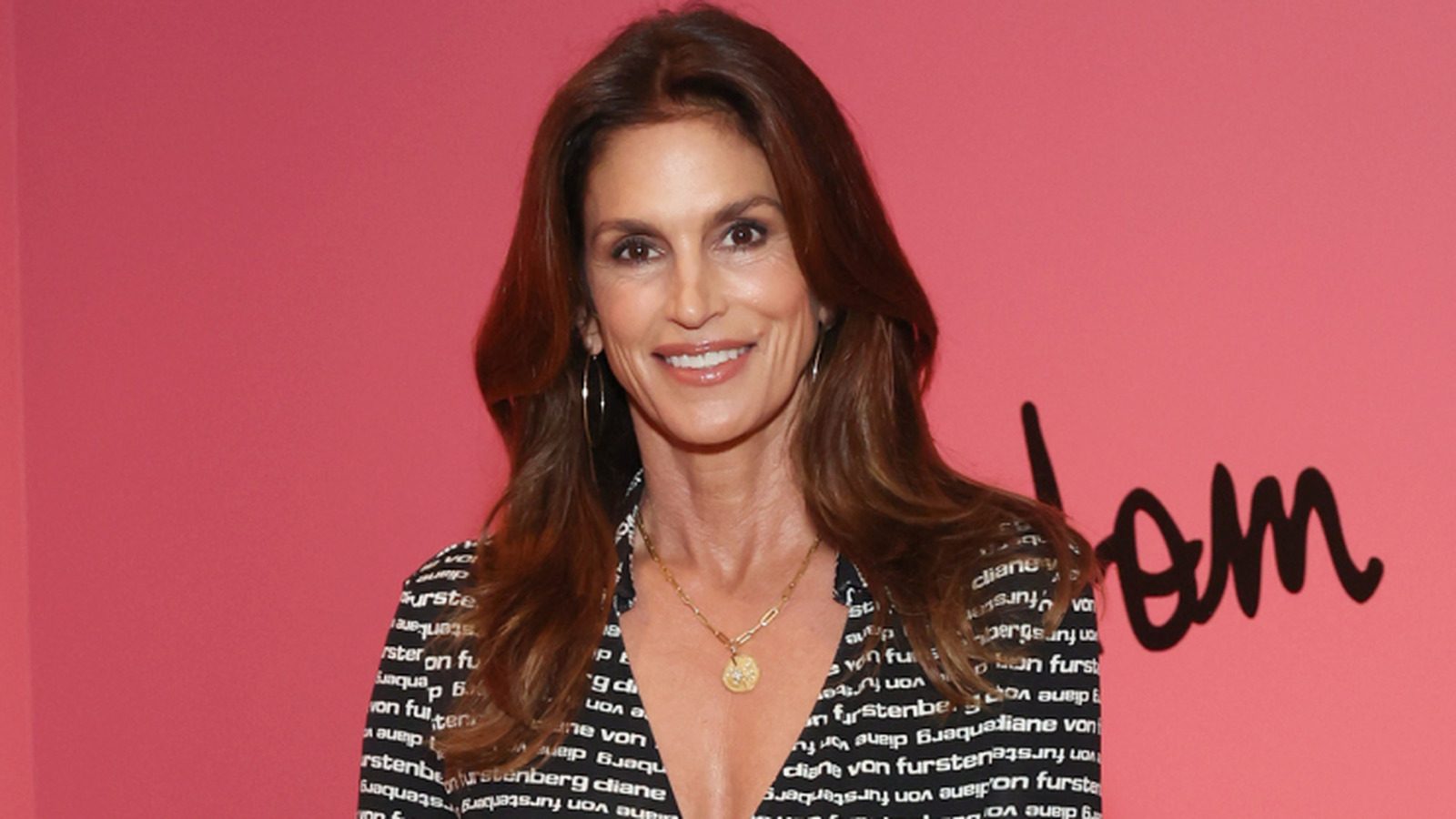 La raison déchirante Cindy Crawford garde ses cheveux longs