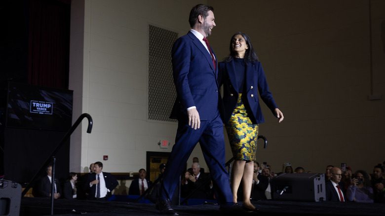 JD et Usha Vance lors d'un rassemblement en Ohio