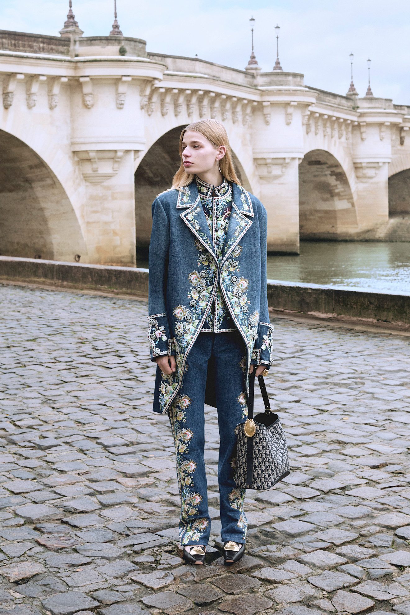 Look de la collection pré-automne Dior 2026.