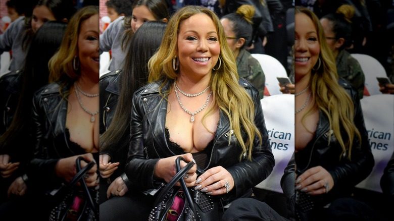 Mariah Carey porte une veste en cuir noire