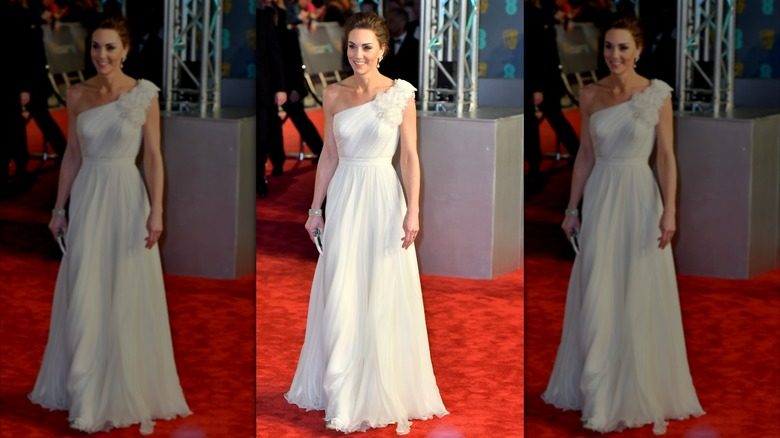 Catherine, duchesse de Cambridge, arrive aux EE British Academy Film Awards au Royal Albert Hall le 10 février 2019 à Londres, en Angleterre.