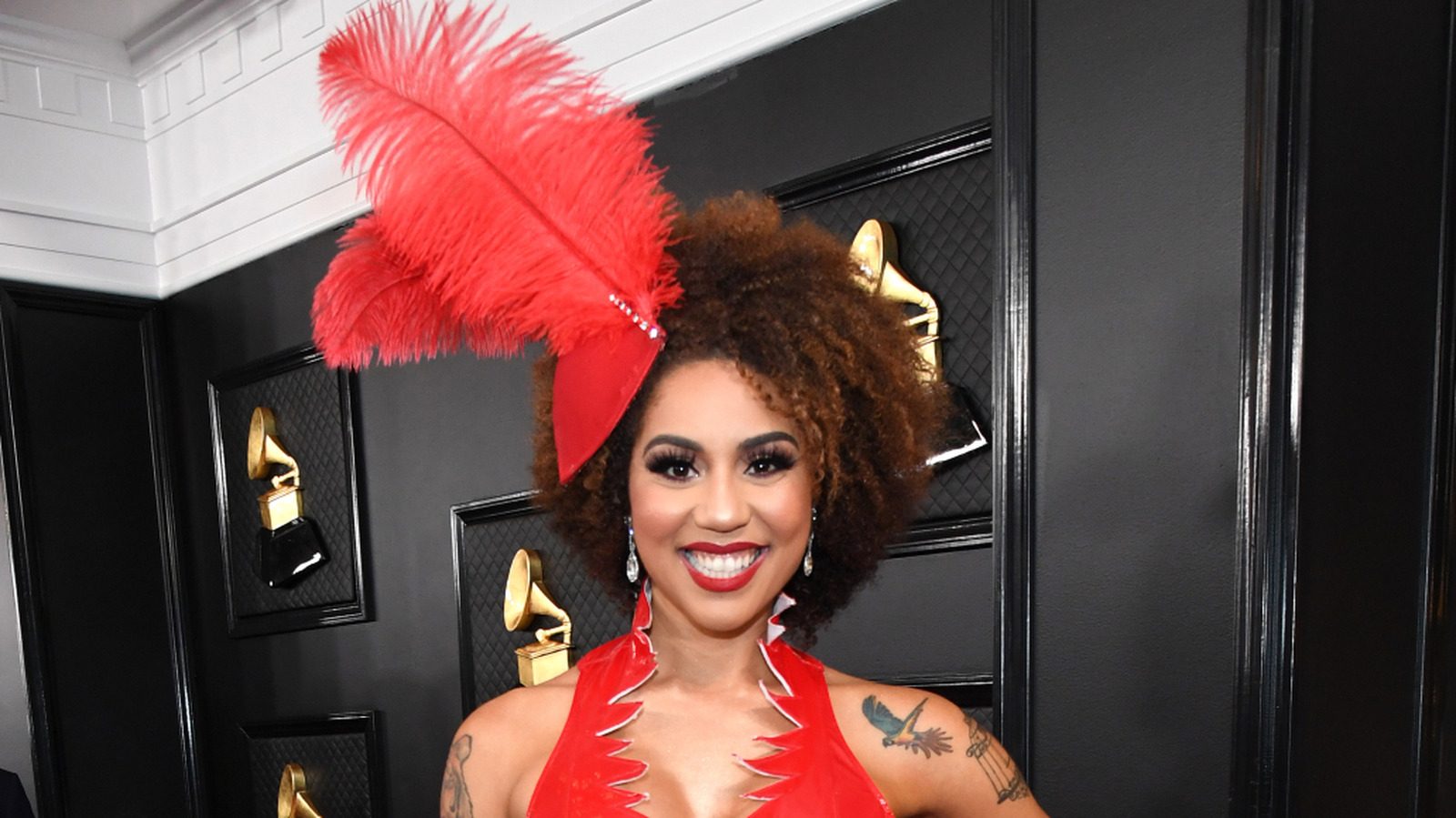 Personne n'oubliera jamais la tenue inappropriée de Joy Villa faisant l'éloge de Trump aux Grammys 2020