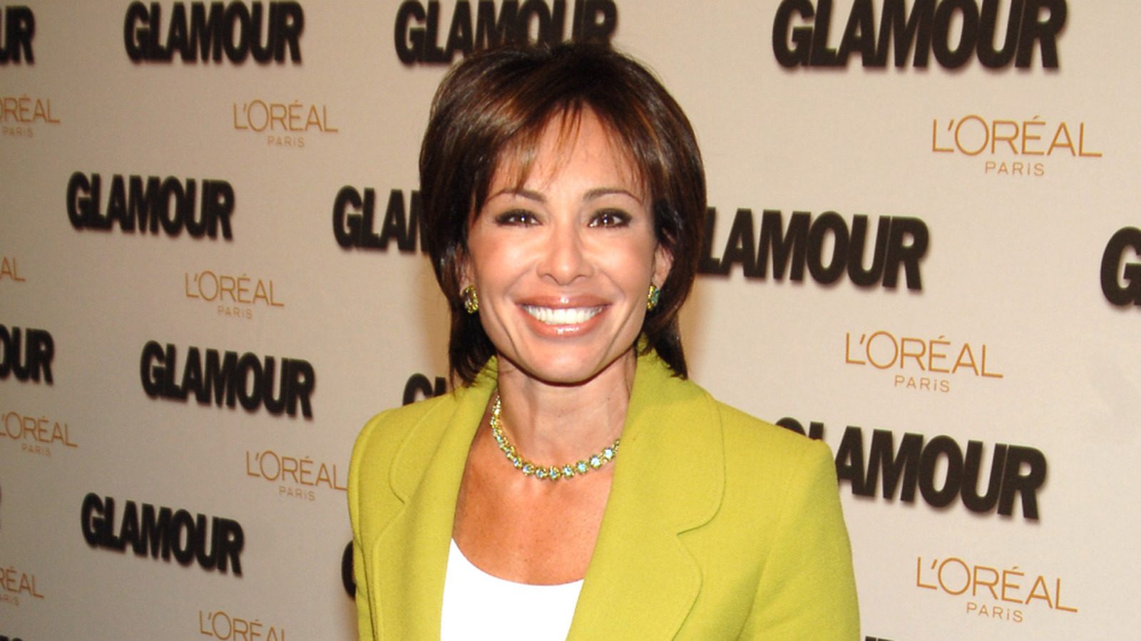 Les tenues les plus discutables de la juge Jeanine Pirro à ce jour