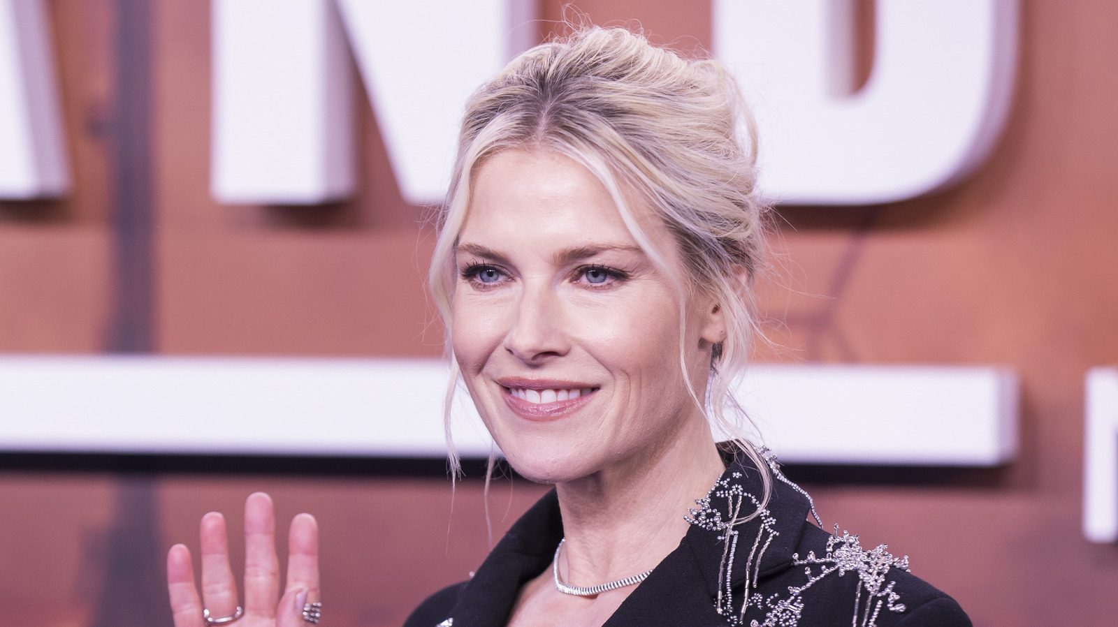 7 photos de la star de Landman, Ali Larter, totalement sans maquillage