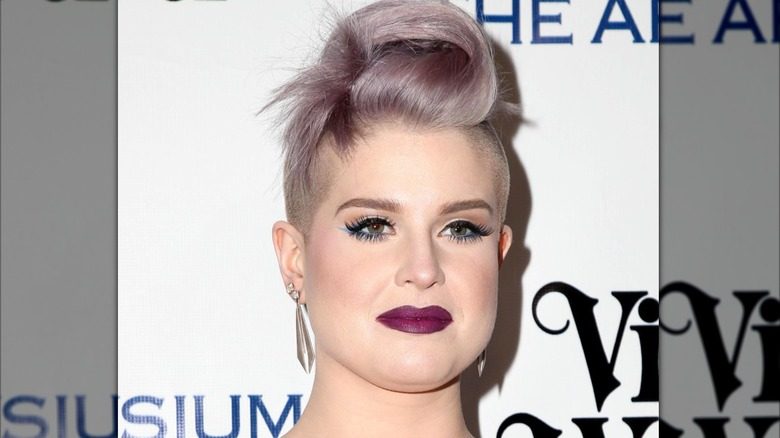 Kelly Osbourne assiste au neuvième gala annuel Art of Elysium Heaven en janvier 2016 à Culver City, Californie