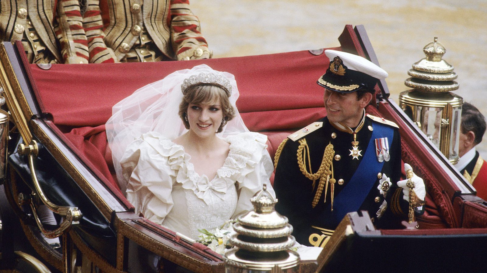 À l’intérieur des codes vestimentaires de certains des plus grands mariages royaux modernes