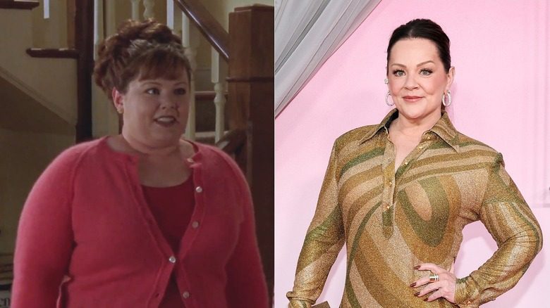Image partagée de Melissa McCarthy dans Gilmore Girls à gauche et posant dans une robe dorée sur un tapis rouge à droite.