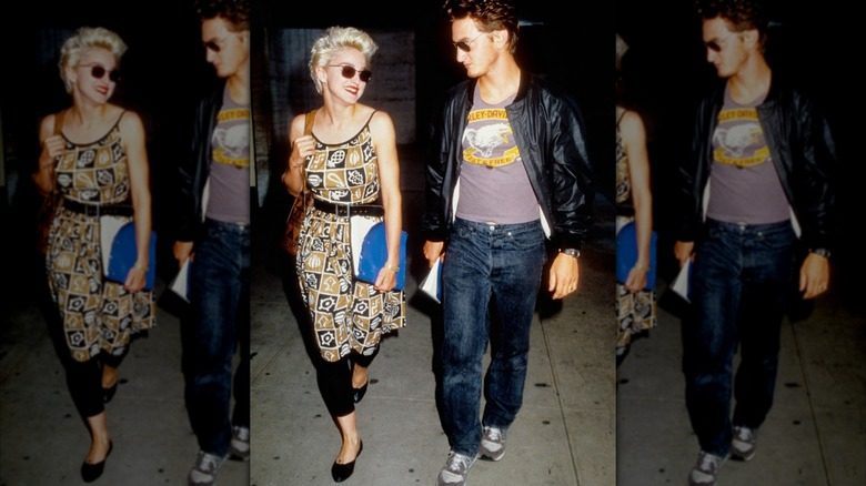 Madonna photographiée avec Sean Penn portant une robe et des leggings