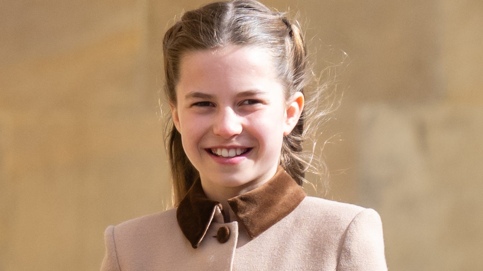 La princesse Charlotte n'a pas peur de rompre avec la tradition royale de beauté