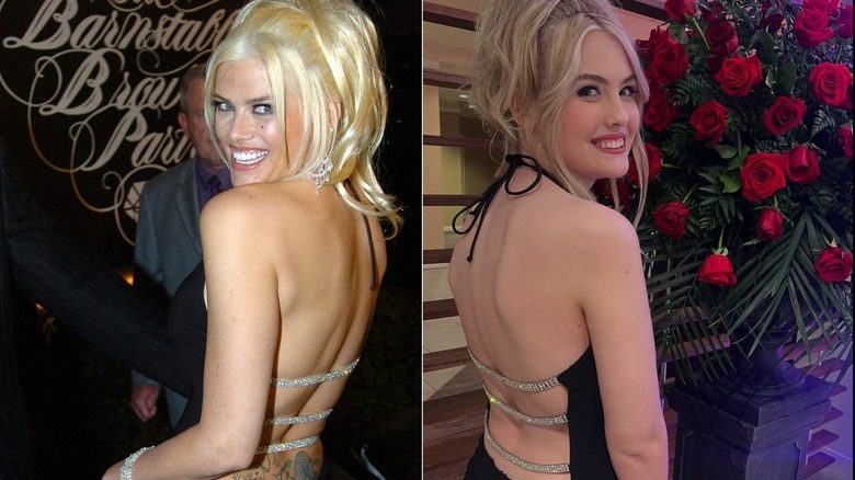 Des photos côte à côte montrent Anna Nicole Smith et sa fille Dannielynn Birkhead faisant la même pose tout en portant la même robe noire.