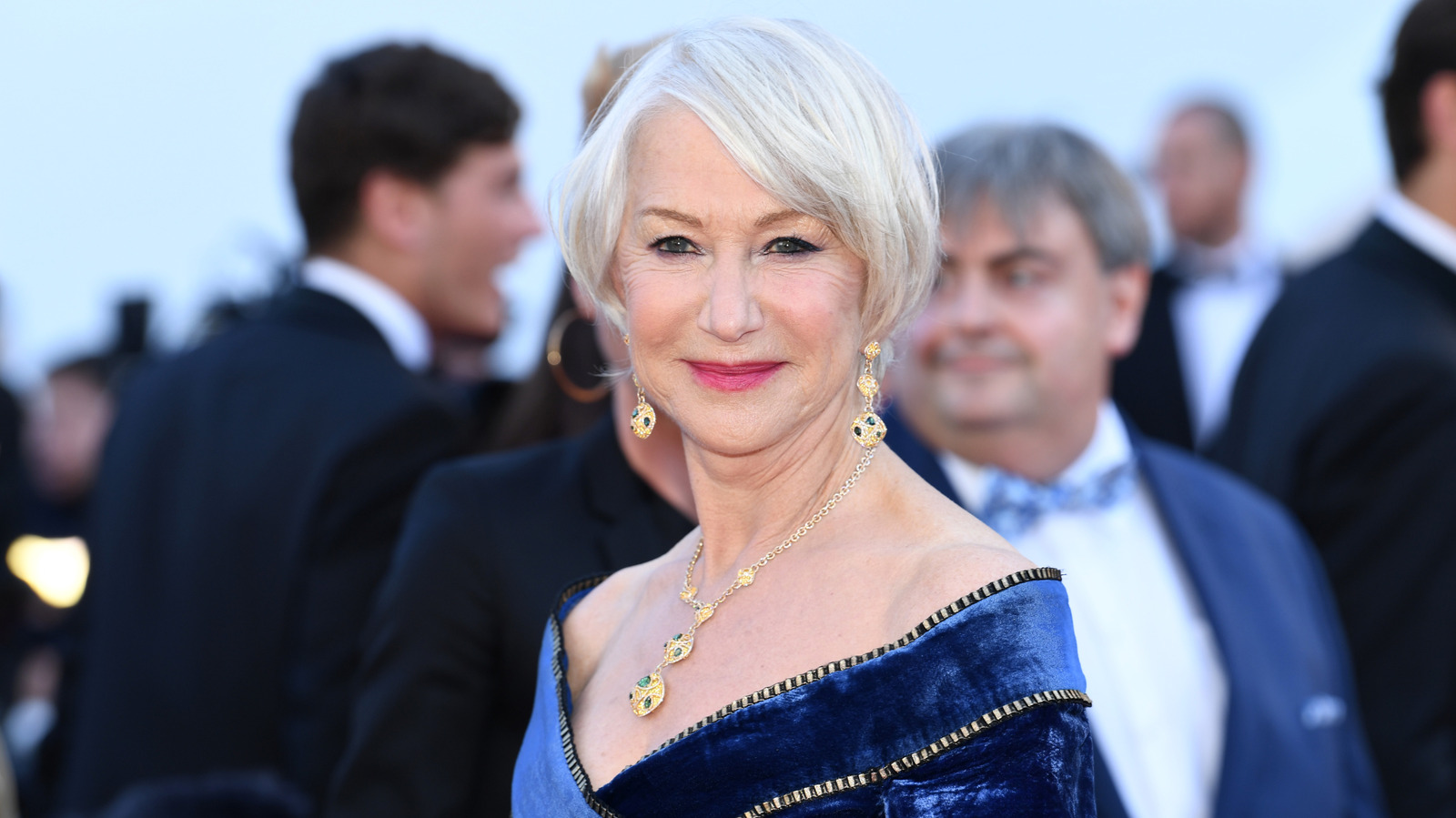 Les moments de style les plus époustouflants d'Helen Mirren à 70 ans