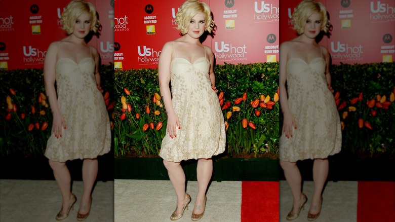 Kelly Osbourne lors des US Weekly Hot Hollywood Awards 2006 - Arrivées au Republic Restaurant & Lounge à Los Angeles, Californie