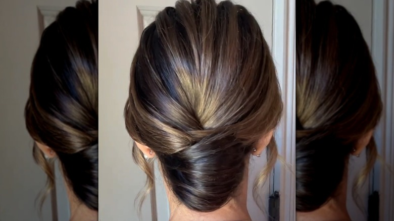 Femme au chignon bas