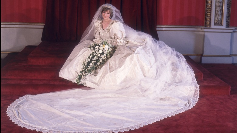 La princesse Diana dans son portrait de mariage.