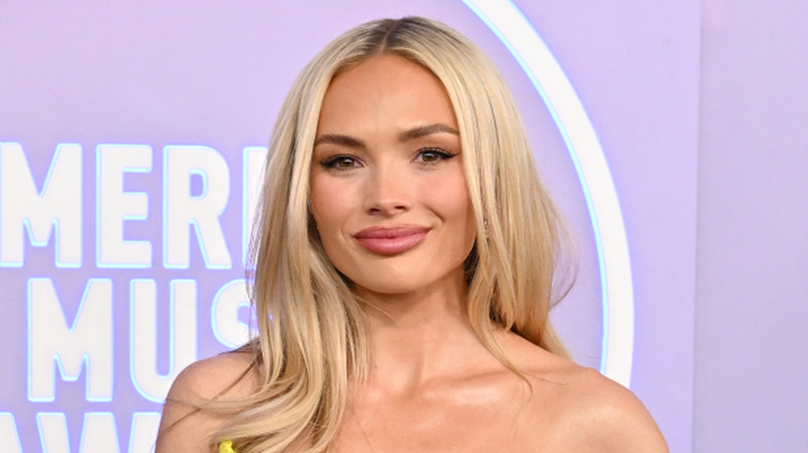 L'étonnante évolution beauté de la vedette de Dutton Ranch, Natalie Alyn Lind