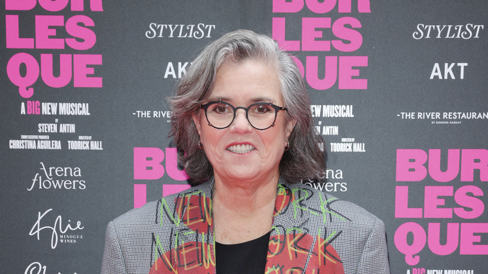 Rosie O'Donnell a eu une transformation de cheveux gris sans effort