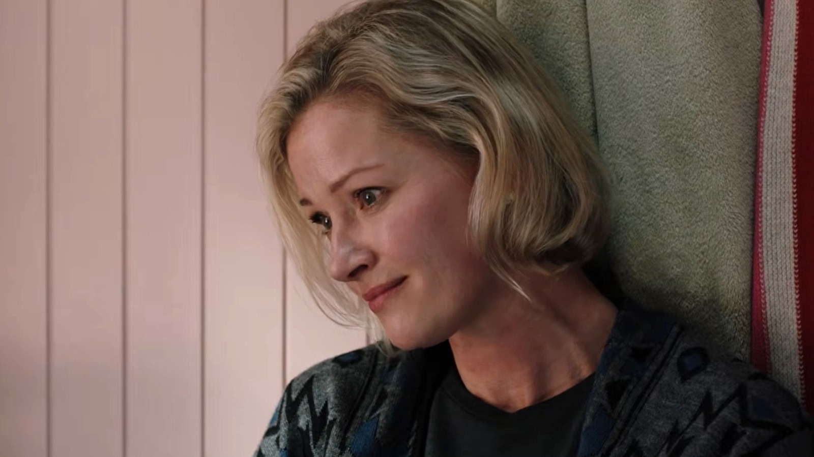 Evelyn Dutton de Yellowstone est magnifique dans la vraie vie