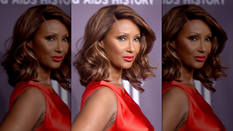 Iman participe au 19e Gala annuel de l'amfAR New York au Cipriani Wall Street le 8 février 2017 à New York.