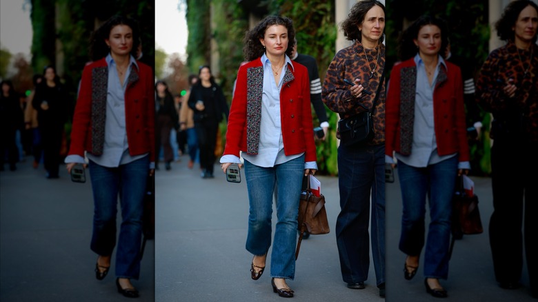 Chloé Malle dans les rues de Paris.