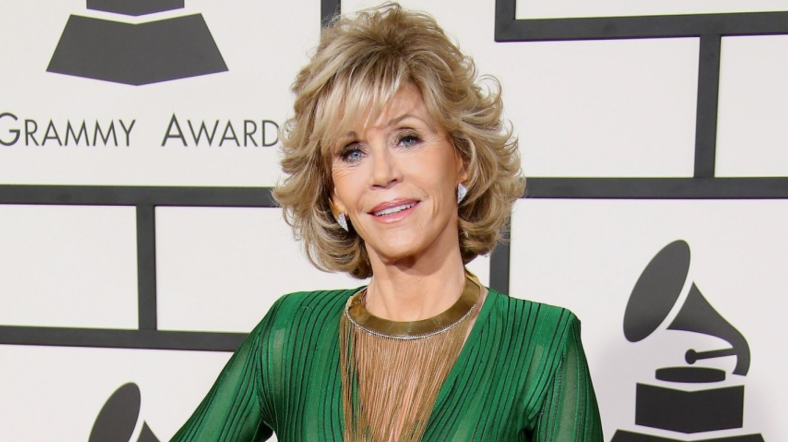 9 looks de remise de prix qui montrent pourquoi Jane Fonda est rarement sur la liste des moins bien habillées