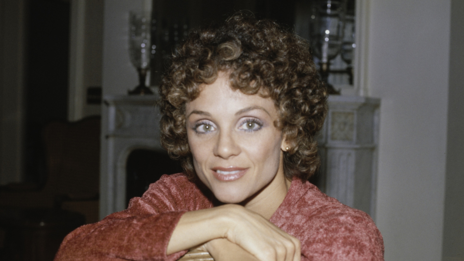 À quoi ressemblait l'icône des années 70, Valerie Harper, au fil des décennies