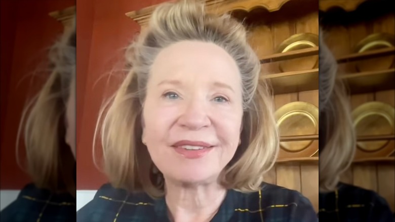 Debra Jo Rupp parle de son apparition au PaleyFest LA 2025.