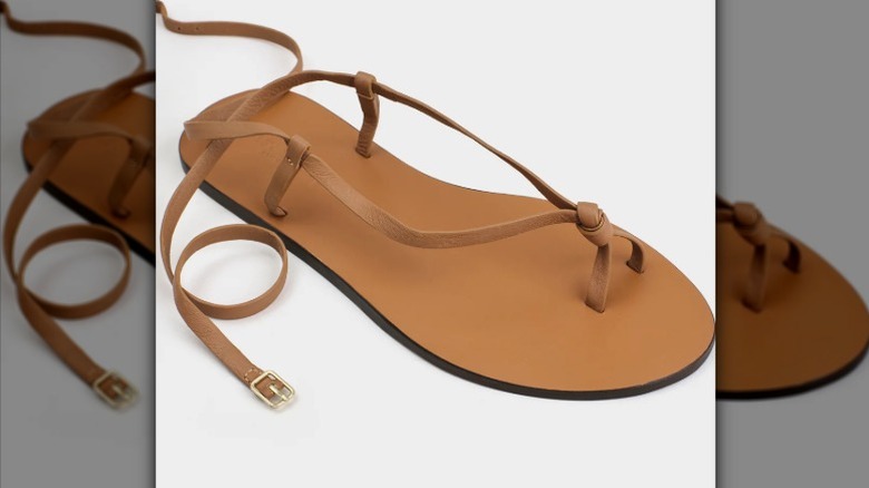 La sandale Kate Leather Knot en beige de Manebi