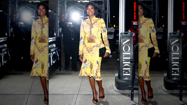 Gabrielle Union en veste et jupe jaunes