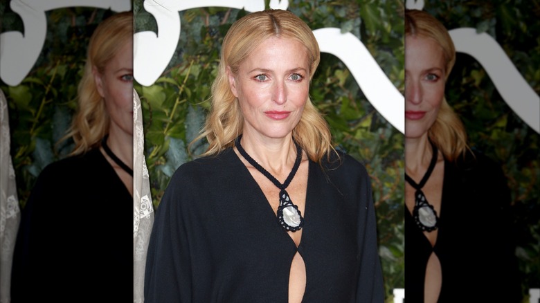 Gillian Anderson aux Fashion Awards en 2021.