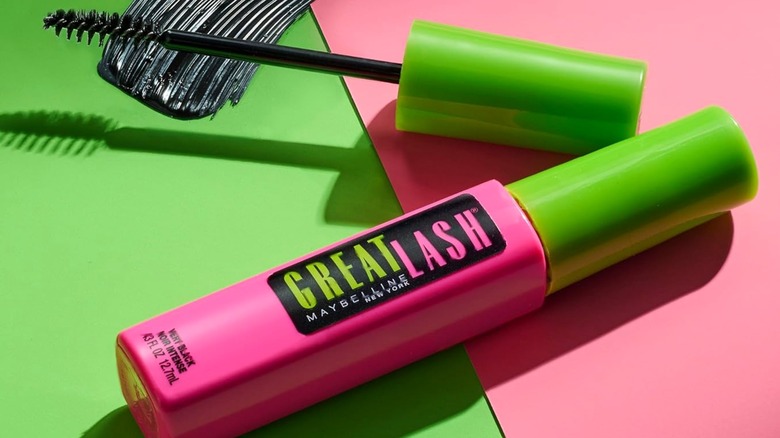 Tube de mascara Maybelline Great Lash