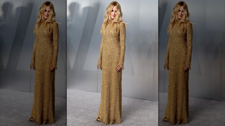 Nicole Kidman porte de l'or à la soirée des Oscars de Vanity Fair en mars 2026