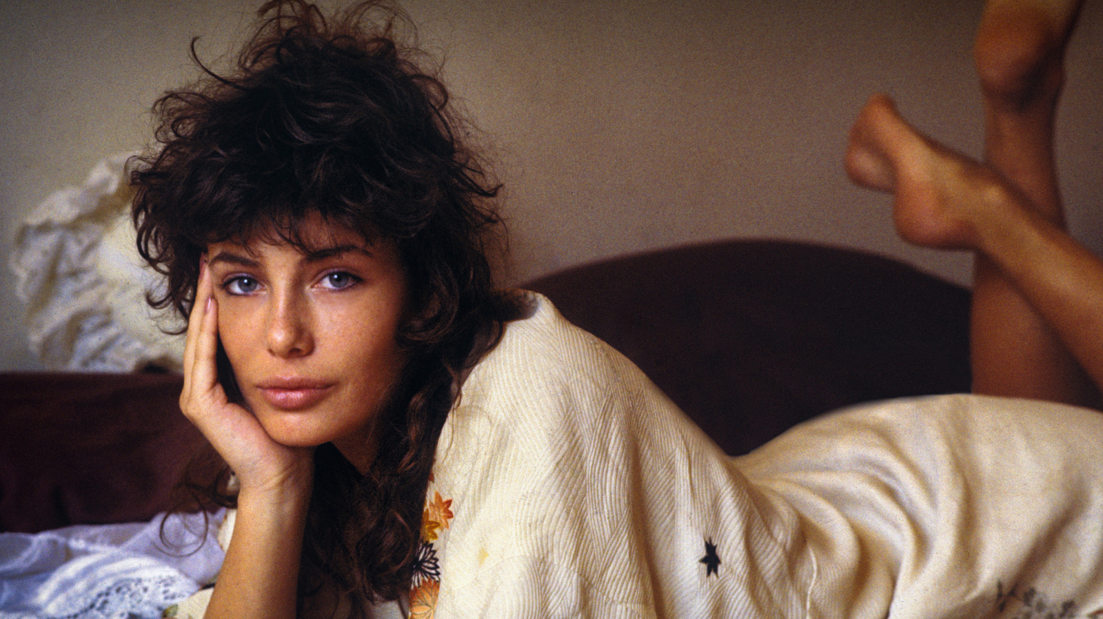 Le mannequin et acteur des années 80 Kelly LeBrock a vieilli comme du bon vin et ces photos en sont la preuve