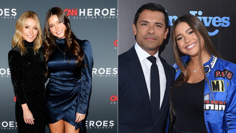 À gauche : Lola Consuelos dans une robe en satin bleu posant à côté de sa mère Kelly Ripa dans une robe noire scintillante. À droite : Consuelos dans un blouson aviateur bleu debout à côté de son père Mark dans un costume bleu marine.