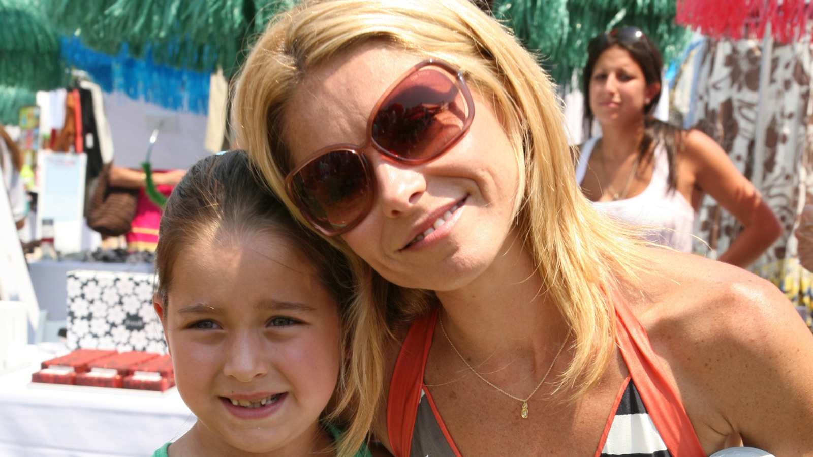La fille de Kelly Ripa, Lola Consuelos, est devenue magnifique