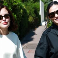Demi Moore porte un rare chignon désordonné aux côtés de sa fille Tallulah à la Fashion Week de Paris 2026