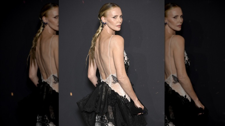 Charlize Theron à l'avant-première parisienne de 