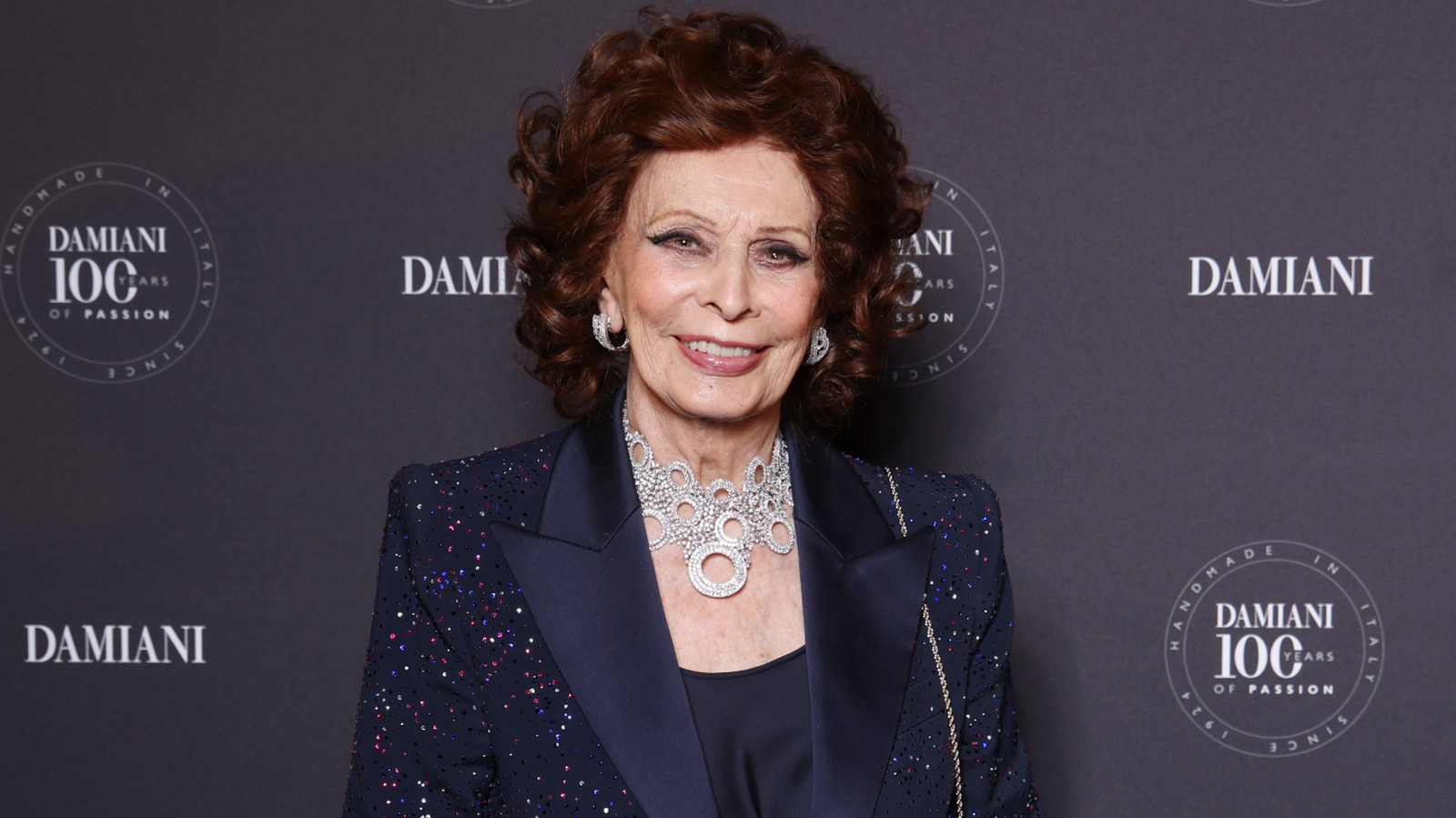 Sophia Loren a mené une « guerre » contre les détracteurs qui ont dit qu'elle devrait se sentir gênée par son nez