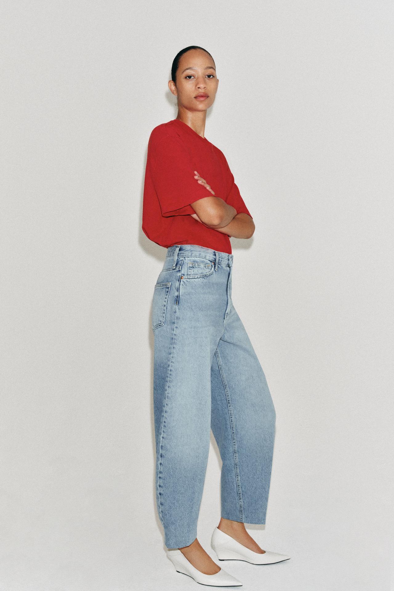 Jean fuselé Zara (39,95 euros)
