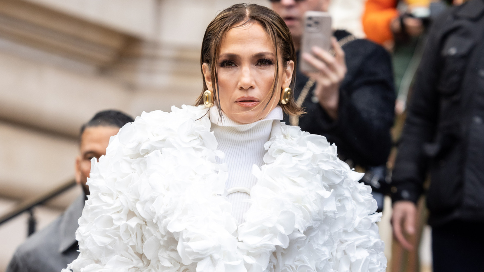Rares sont les fois où Jennifer Lopez a abandonné son style normal pour des coupes de cheveux courtes